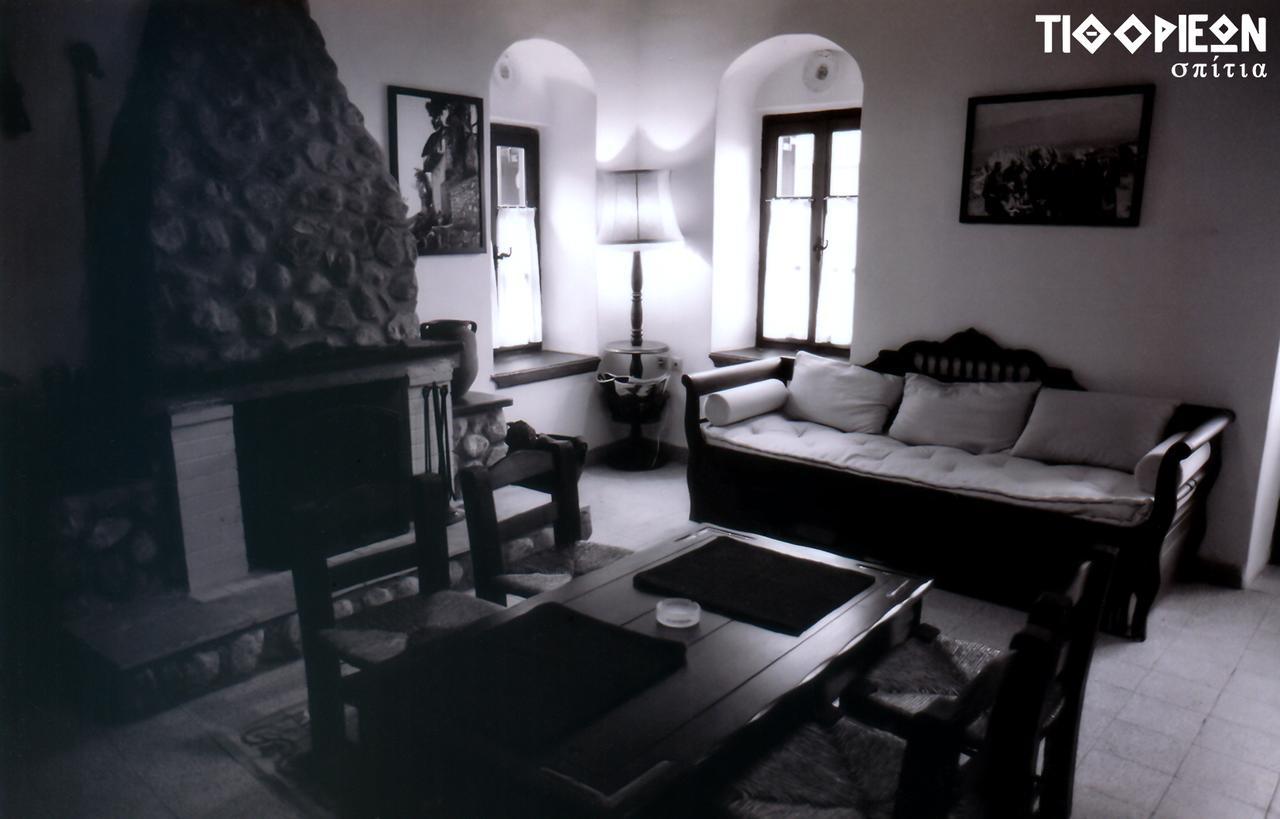 Tithoreans' Traditional Residences Bagian luar foto