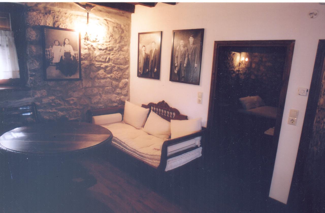 Tithoreans' Traditional Residences Bagian luar foto