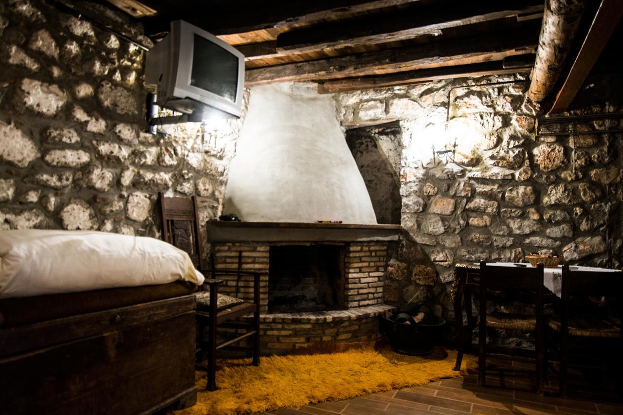 Tithoreans' Traditional Residences Bagian luar foto
